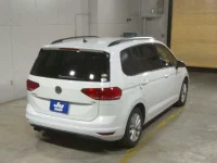 Volkswagen GOLF TOURAN лот № 2005 оценка 3.5  с аукциона в Японии 4