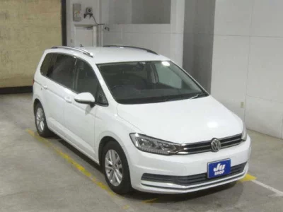 Volkswagen GOLF TOURAN  с аукциона в Японии