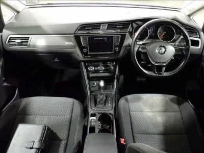 Volkswagen GOLF TOURAN  с аукциона в Японии