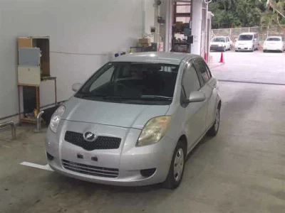 Toyota VITZ  с аукциона в Японии