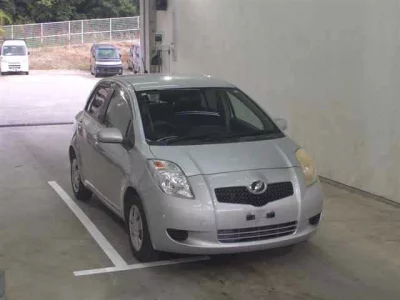 Toyota VITZ  с аукциона в Японии
