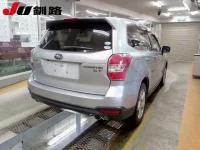 Subaru FORESTER лот № 8015 оценка 3.5  с аукциона в Японии 8