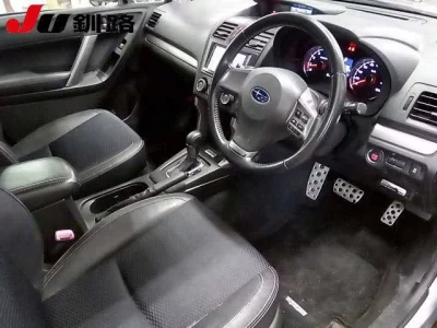 Subaru FORESTER  с аукциона в Японии