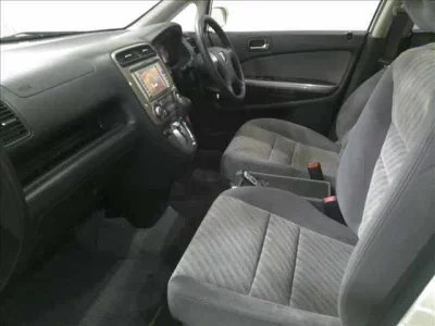 Honda STREAM  с аукциона в Японии