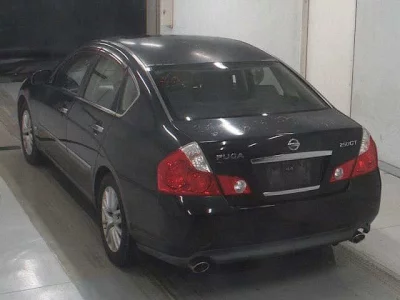 Nissan FUGA  с аукциона в Японии