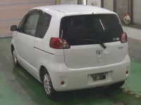 Toyota PORTE лот № 3643 оценка 3.5  с аукциона в Японии 1