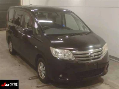 Nissan SERENA  с аукциона в Японии