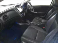 Honda GRACE лот № 4430 оценка 3.5  с аукциона в Японии 2