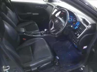 Honda GRACE лот № 4430 оценка 3.5  с аукциона в Японии 3