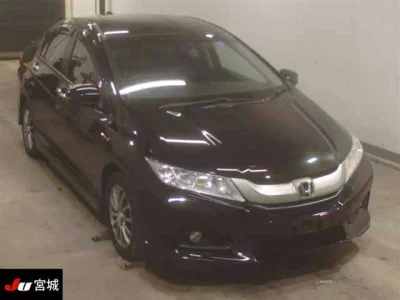 Honda GRACE  с аукциона в Японии