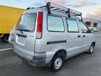 Toyota LITE ACE VAN лот № 90010 оценка X  с аукциона в Японии 4
