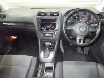 Volkswagen GOLF  с аукциона в Японии