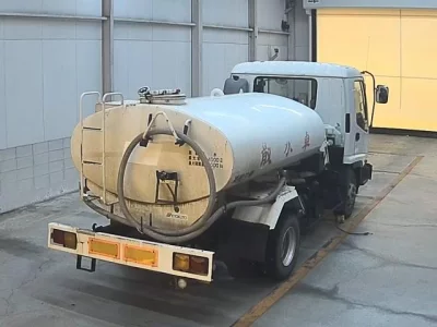 Isuzu FORWARD  с аукциона в Японии