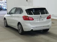 BMW 2-Series лот № 2927 оценка 4  с аукциона в Японии 1