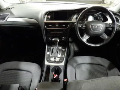 Audi A4  с аукциона в Японии