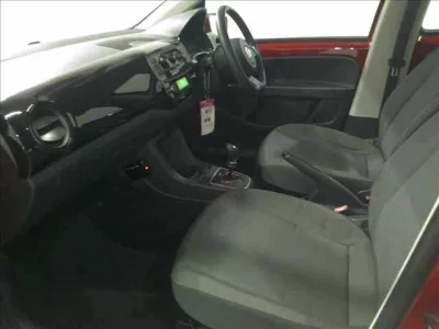 Volkswagen UP  с аукциона в Японии