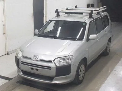 Toyota SUCCEED  с аукциона в Японии