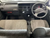 Mazda BONGO VAN лот № 7017 оценка RA  с аукциона в Японии 4