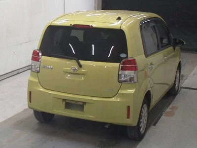 Toyota SPADE  с аукциона в Японии