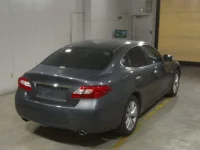 Nissan FUGA лот № 2063 оценка 3.5  с аукциона в Японии 4