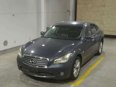 Nissan FUGA  с аукциона в Японии