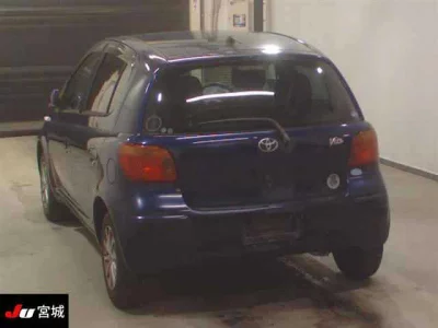 Toyota VITZ  с аукциона в Японии