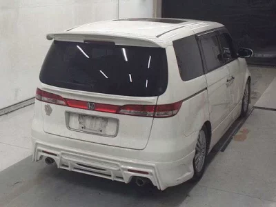 Honda ELYSION  с аукциона в Японии