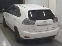 Toyota HARRIER лот № 1086 оценка 4  с аукциона в Японии 1