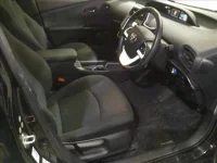 Toyota PRIUS лот № 2167 оценка 3.5  с аукциона в Японии 3