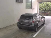 Toyota AQUA лот № 1531 оценка 3  с аукциона в Японии 4