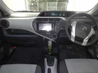 Toyota AQUA лот № 1531 оценка 3  с аукциона в Японии 5