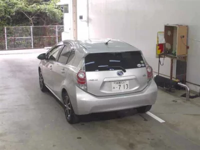 Toyota AQUA  с аукциона в Японии