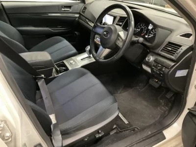 Subaru LEGACY  с аукциона в Японии