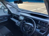 Honda STEP WAGON лот № 10209 оценка 3  с аукциона в Японии 2