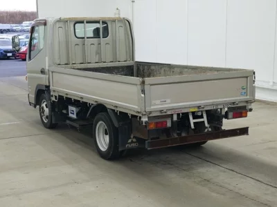 Mitsubishi CANTER  с аукциона в Японии