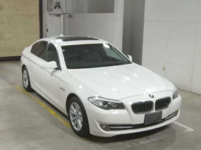 BMW 5-Series  с аукциона в Японии