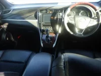 Toyota HARRIER лот № 7112 оценка 3.5  с аукциона в Японии 2