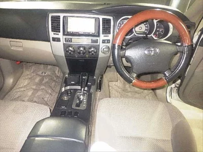 Toyota HILUX SURF  с аукциона в Японии