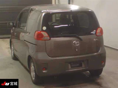 Toyota PORTE  с аукциона в Японии