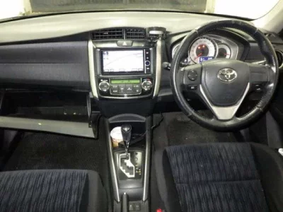 Toyota COROLLA FIELDER  с аукциона в Японии