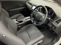 Honda VEZEL лот № 3032 оценка 4  с аукциона в Японии 3