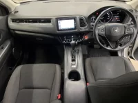 Honda VEZEL лот № 3032 оценка 4  с аукциона в Японии 4