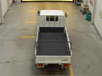 Isuzu ELF лот № 2018 оценка 4  с аукциона в Японии 2