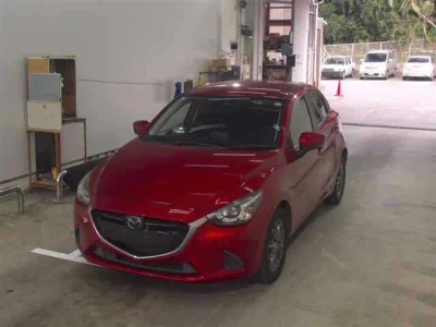 Mazda DEMIO  с аукциона в Японии