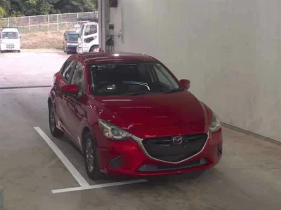 Mazda DEMIO  с аукциона в Японии