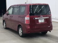 Toyota NOAH лот № 3005 оценка 3  с аукциона в Японии 1
