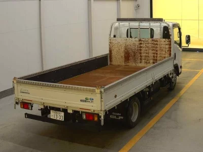 Isuzu ELF  с аукциона в Японии