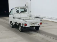Daihatsu HIJET TRUCK лот № 3017 оценка RA  с аукциона в Японии 1