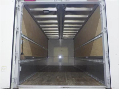 Isuzu FORWARD  с аукциона в Японии