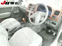 Suzuki JIMNY лот № 7033 оценка R  с аукциона в Японии 5